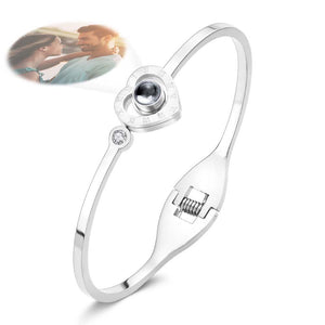 Personalized Photo Projection Heart-Shaped Bracelet Round Free Adjustment Bracelet for Her